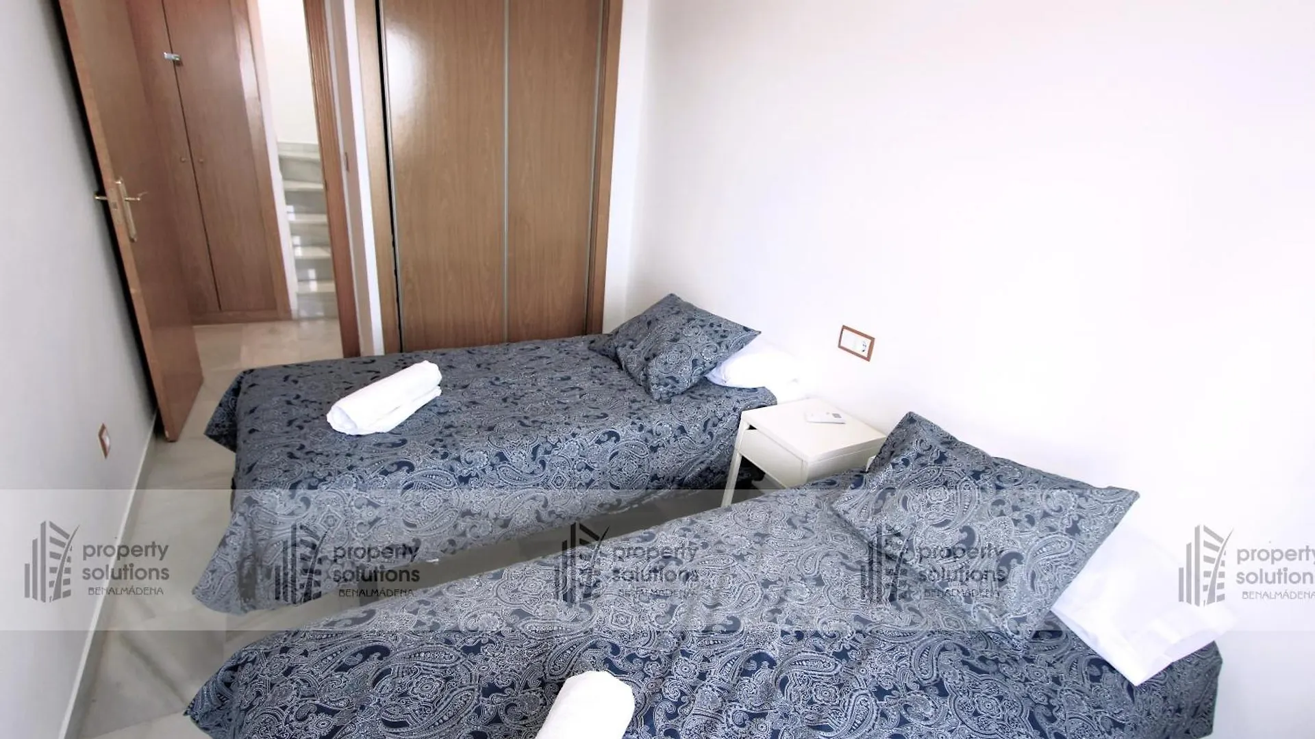 Lomas de Mena: Seaside Penthouse with Pool and BBQ Apartment Benalmadena