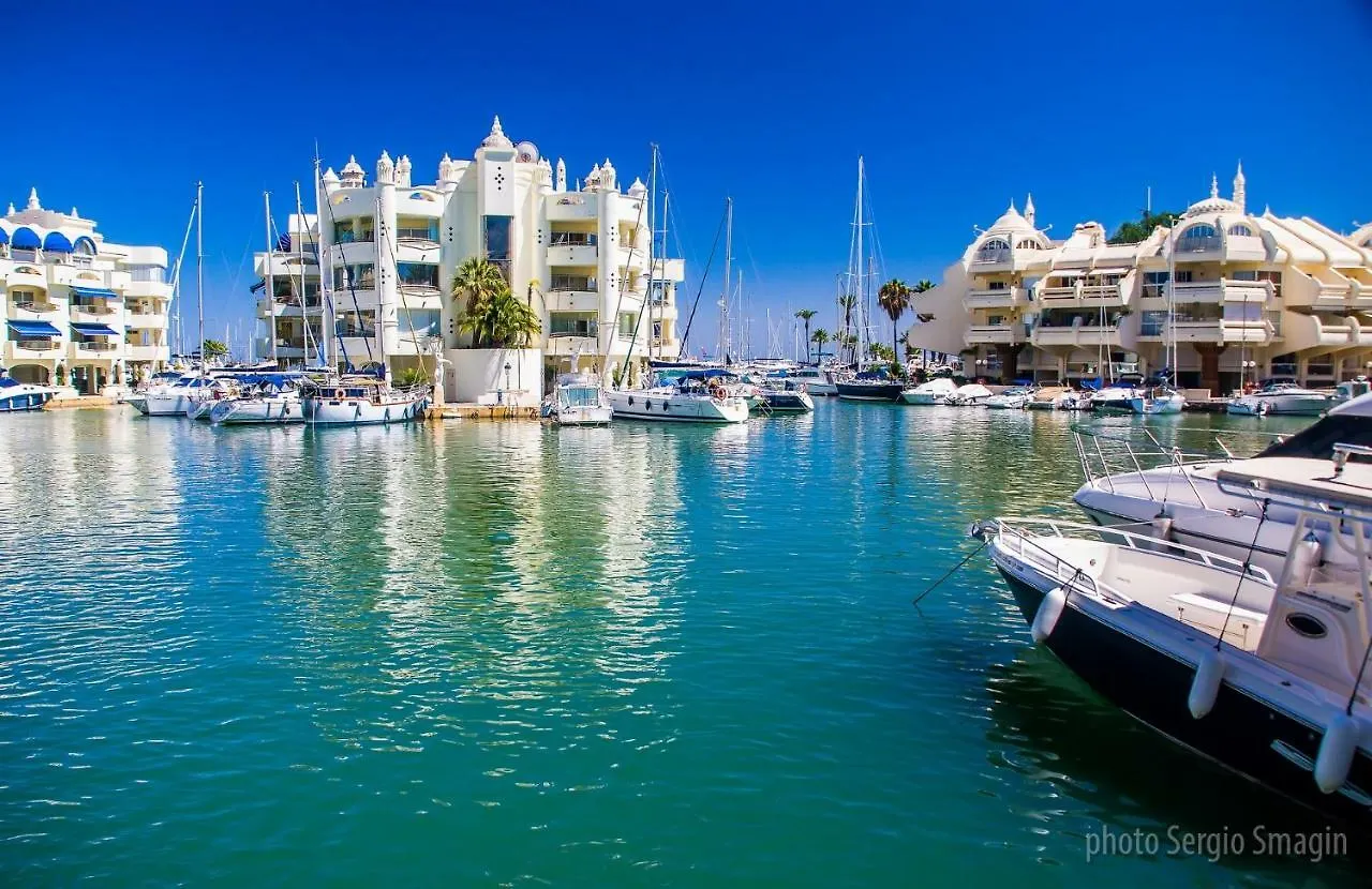 Lomas de Mena: Seaside Penthouse with Pool and BBQ Apartment Benalmadena